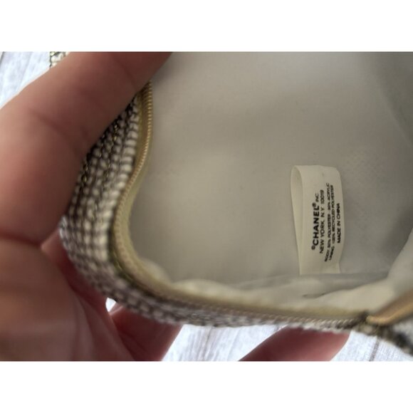 CHANEL Holiday Red Grey Tweed Shimmer Cosmetic Travel Bag With Gold Small PAIR - Picture 9 of 11